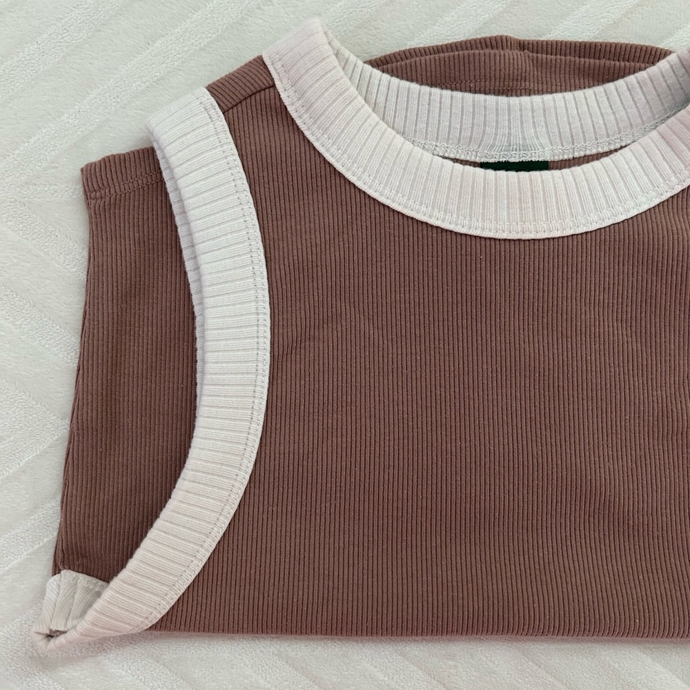 Brown Ribbed Crop Tank Top - Picture 4 of 4